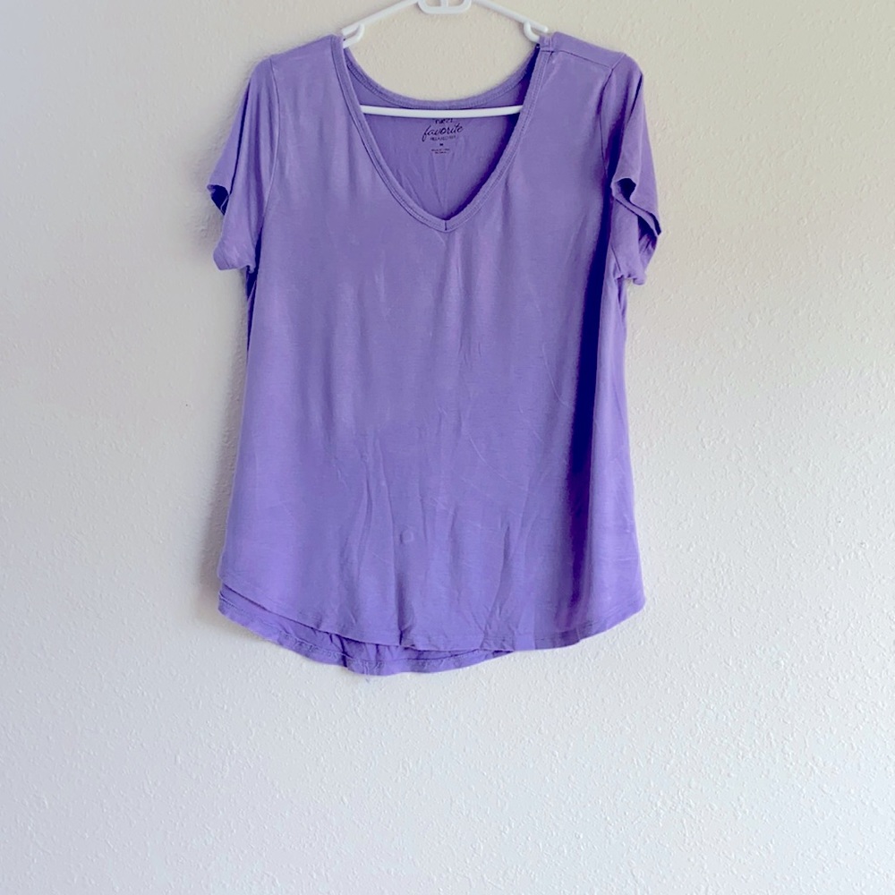 Rue 21 Relaxed Fit t-shirt.